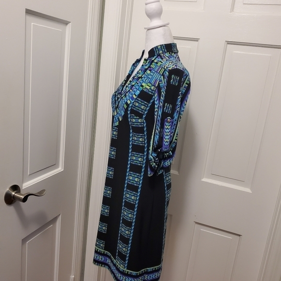 Donna Morgan Colorful Knit Sheath Dress Size 2, Aztec Print Vneck - Picture 3 of 10